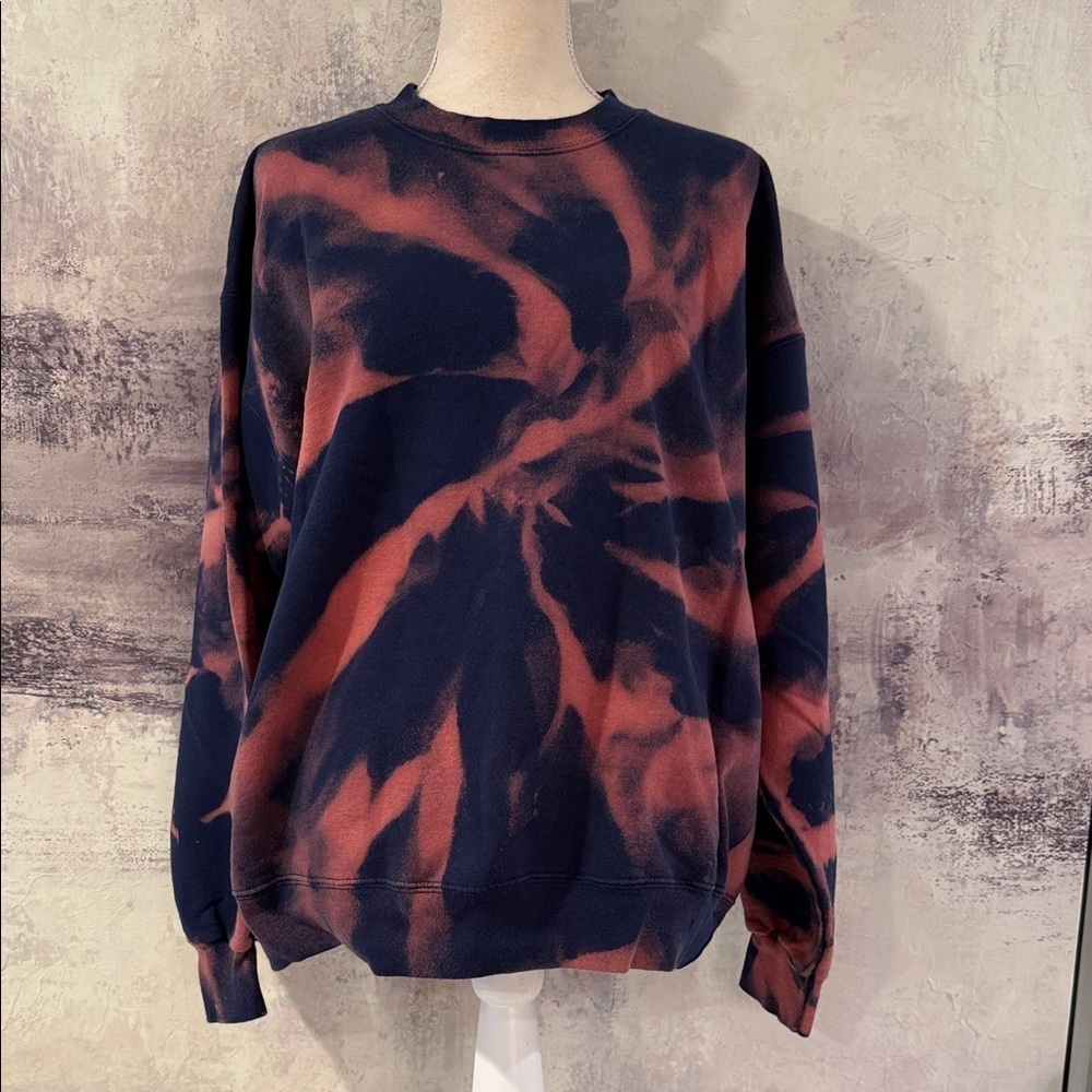 Blue/Pink Tye Dye sweatshirt